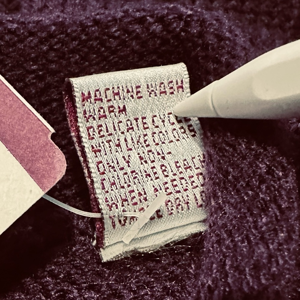 Vintage | Sweater | Karen Scott | Cable Knit V-Neck Sweater in Plum | Academic - Picture 7 of 10
